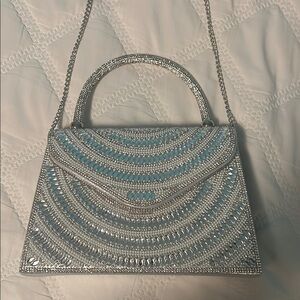 Elegant Silver Handbag with Sequins
